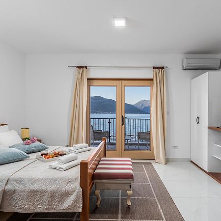 Villas Plitka Тиват Экстерьер фото