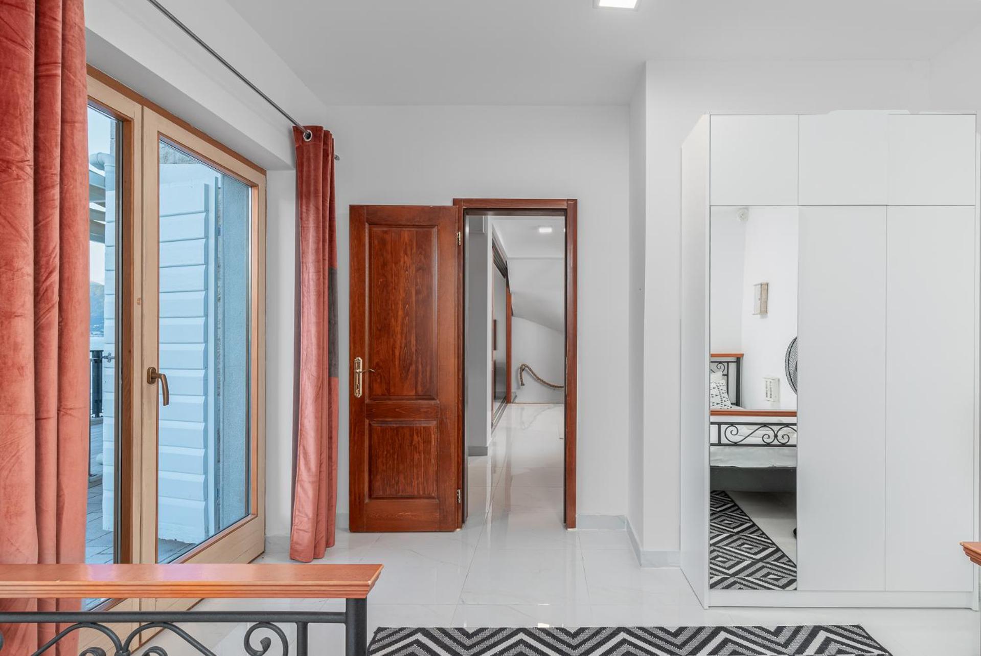 Villas Plitka Тиват Экстерьер фото